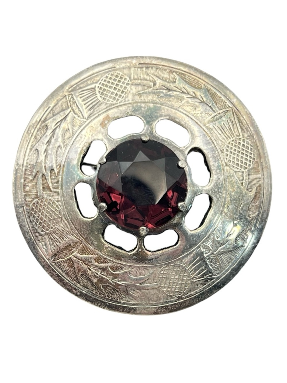 Great Britain Scottish kilt brooch pin embossed thistle pattern purple silver